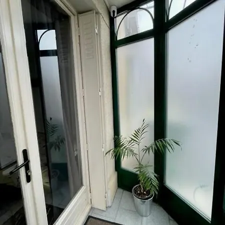 Studio Tout Confort Bien Situe Orléans Exterior foto